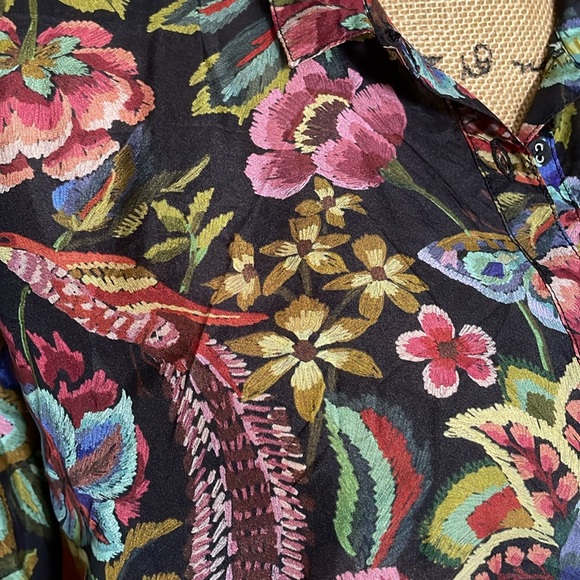 Johnny Was Silk Shirt - Picture 2 of 6